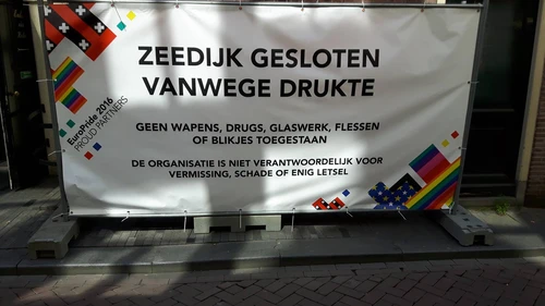 Zeedijk drukte 588318061433146_o