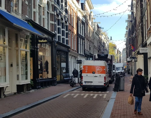 postnl amsterdam